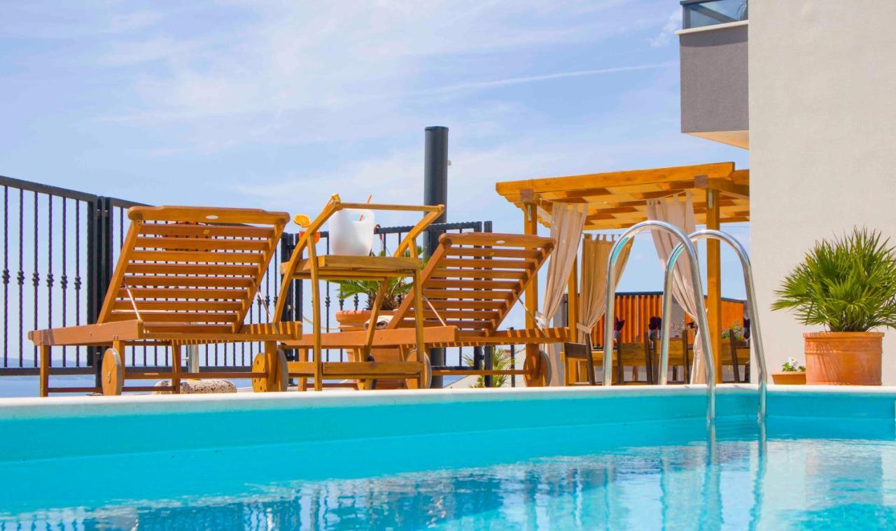 Hill Apartment With Private Pool Kucine Exterior photo